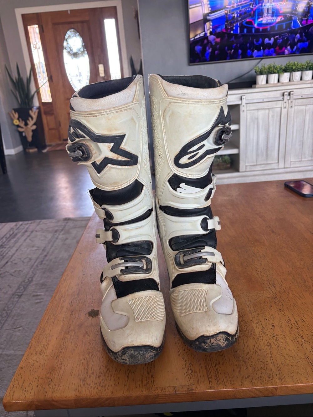 Alpinestars boots - Picture 4 of 14